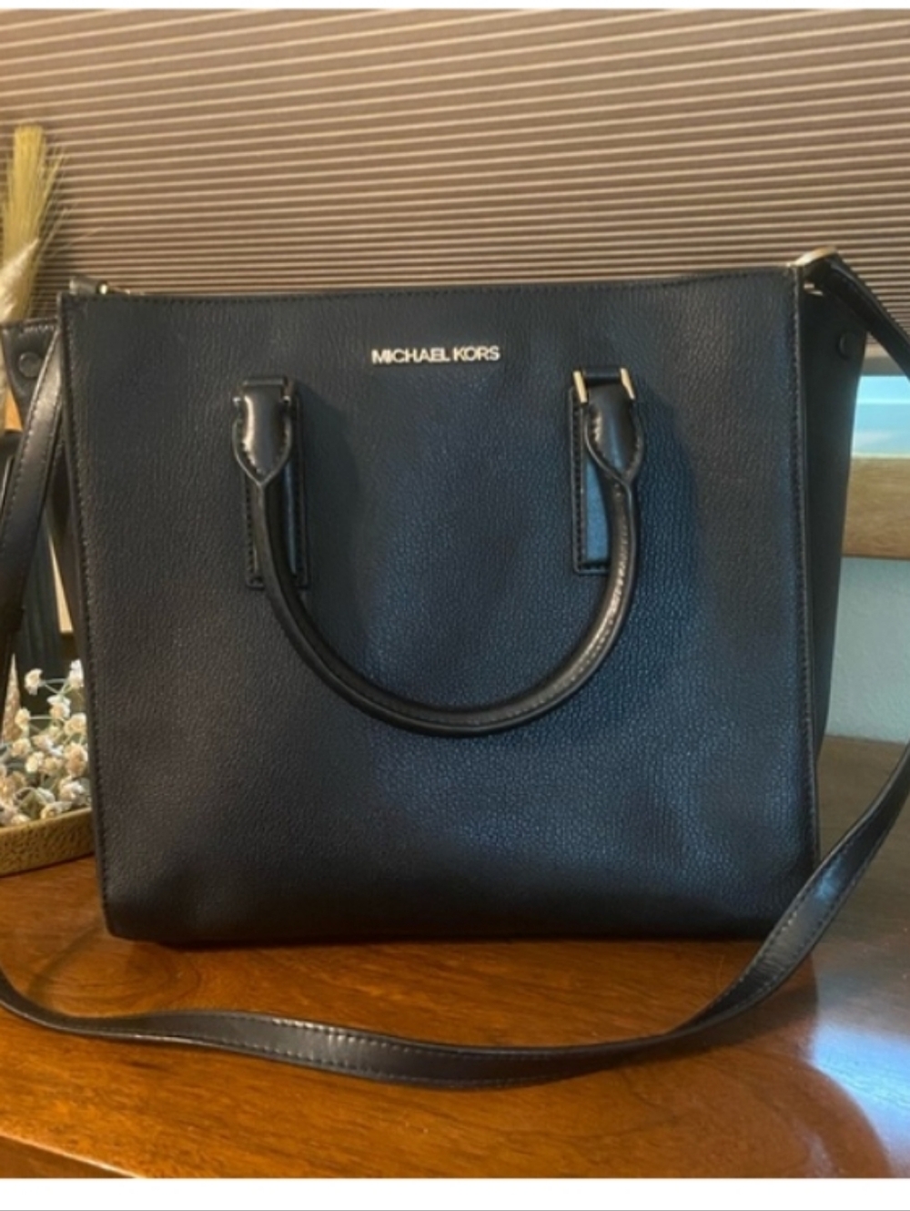 NWT💕Michael Kors Black Pebble Leather Satchel with Shoulder Strap